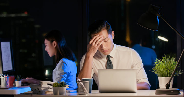 新人なのに仕事を任せすぎ？仕事が多すぎる時の対処法をご紹介！