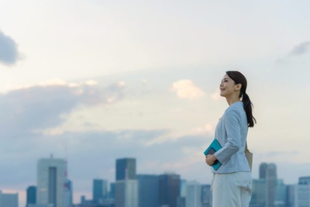 仕事行きたくない…拒否反応や吐き気が出たら危険！休むか退職すべき？