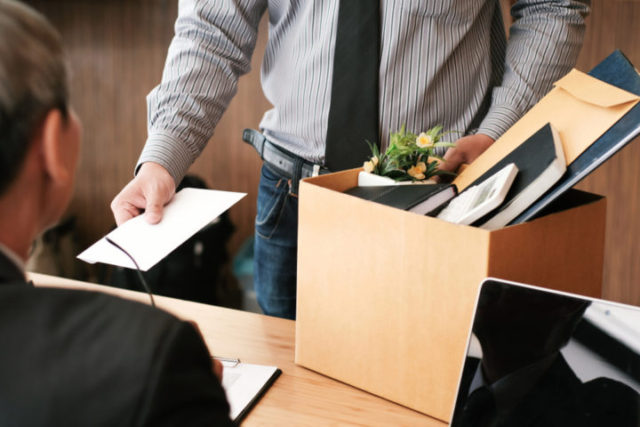 会社をすぐ辞める方法とは?入ったばかりの会社を辞めたい時の対処法 会社をすぐ辞める方法とは?入ったばかりの会社を辞めたい時の対処法