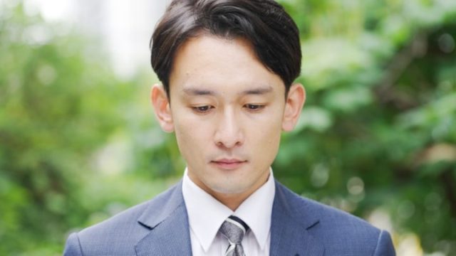 仕事辞めたい、疲れた20代が取るべき行動とは？逃げたい時は？